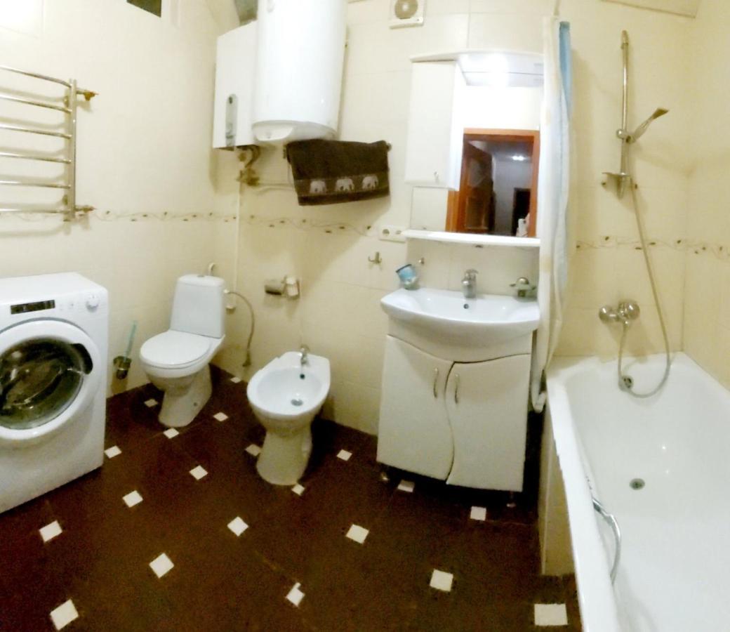 Apartment On Skorykovskyi Lane 4 Dnipro Luaran gambar